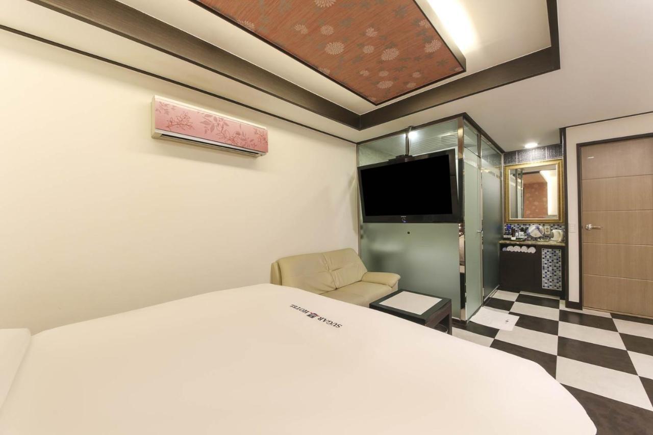 Sugar Hotel Gyeongju Exterior photo