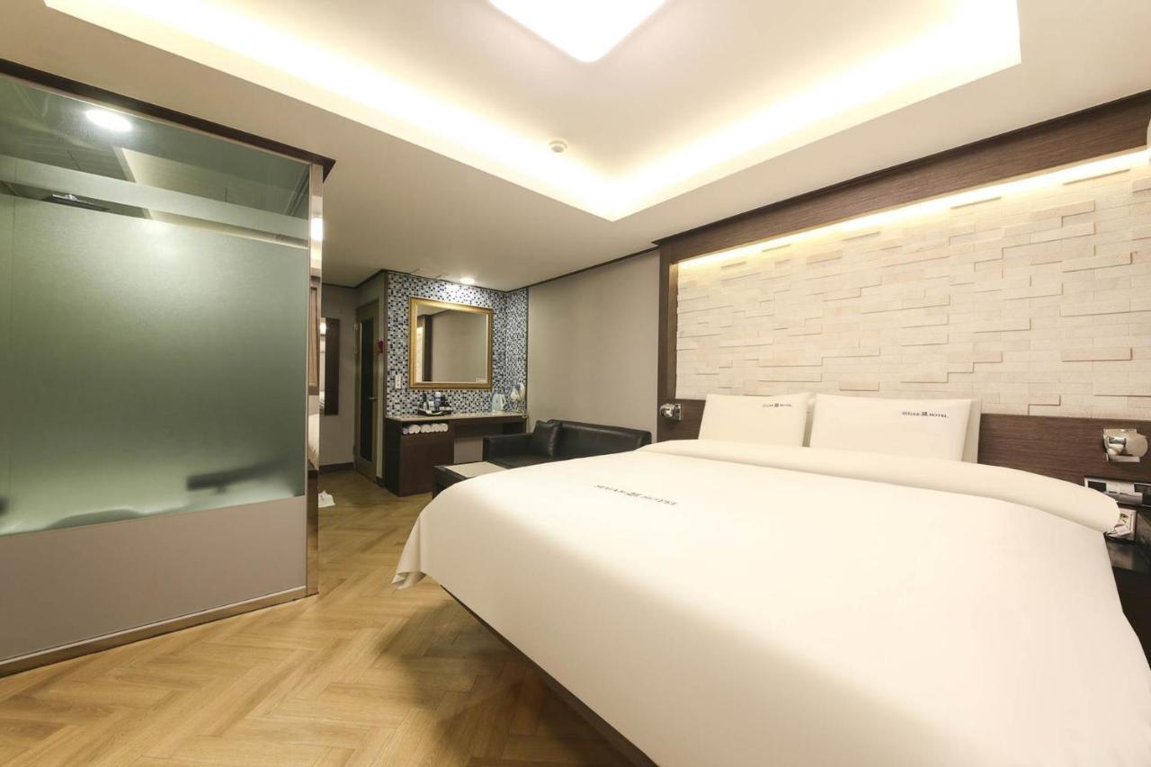 Sugar Hotel Gyeongju Exterior photo