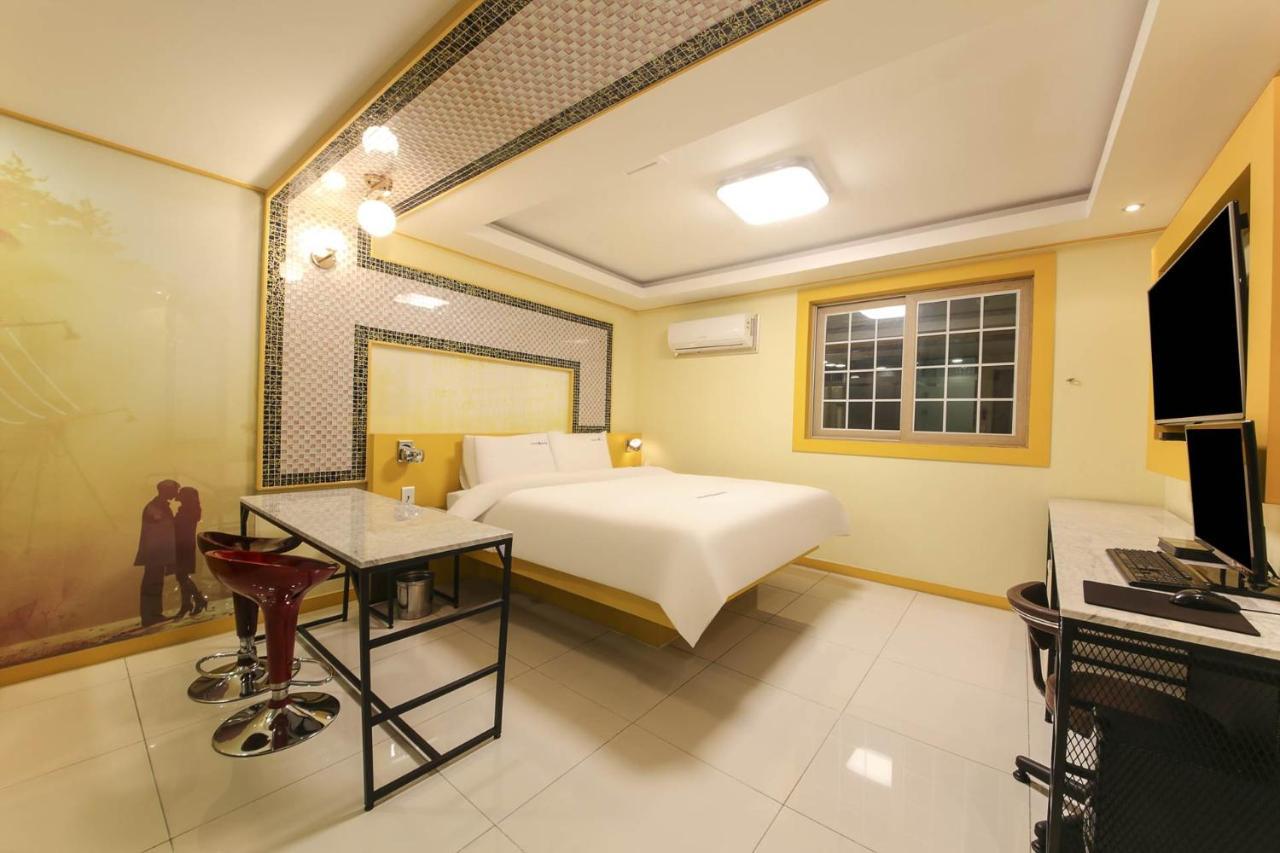 Sugar Hotel Gyeongju Exterior photo