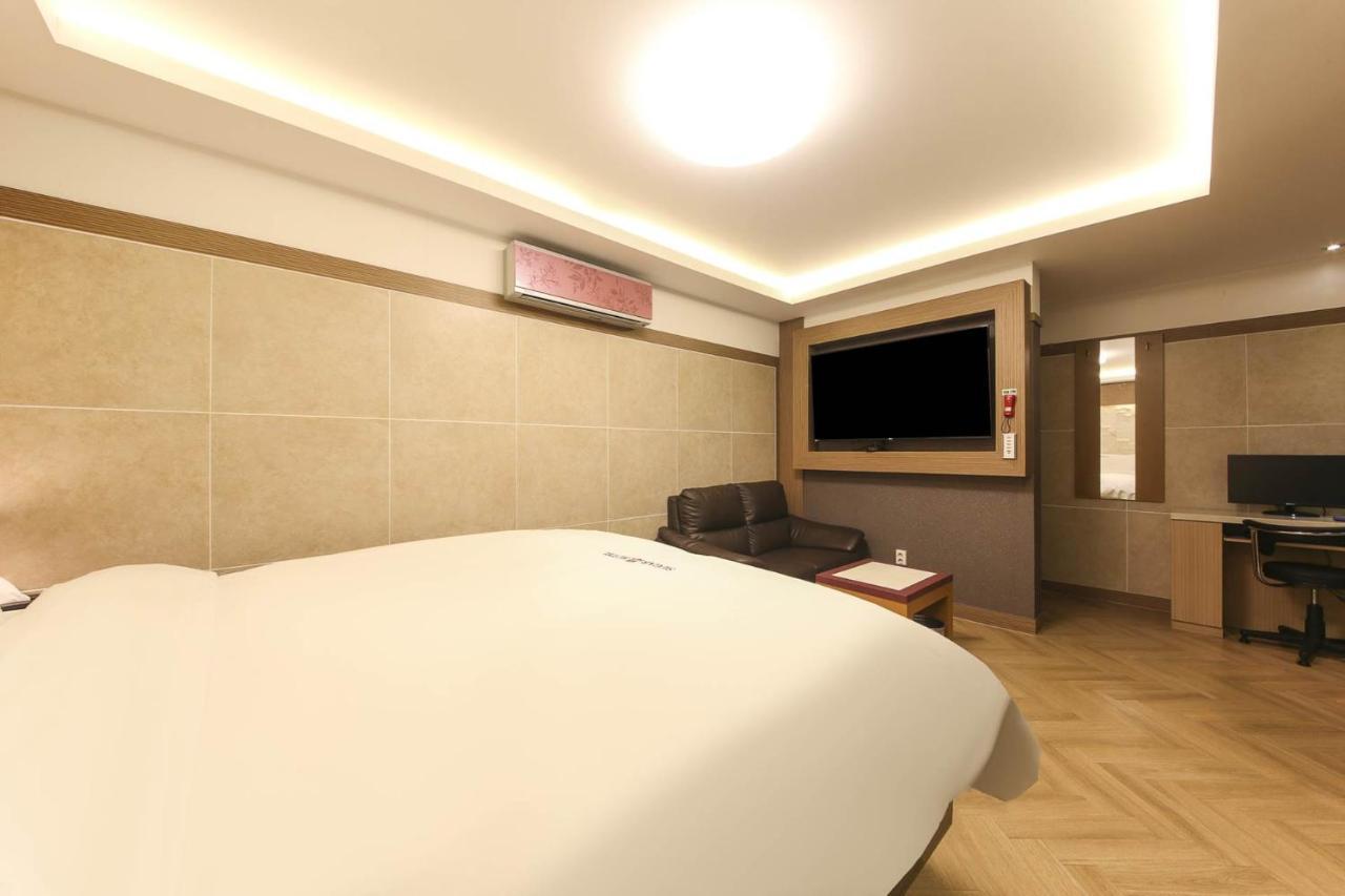 Sugar Hotel Gyeongju Exterior photo